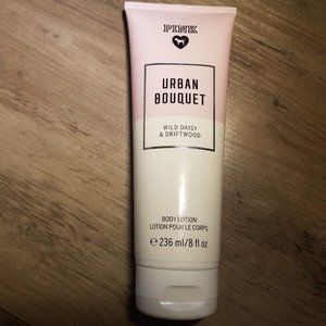 PINK Urban Bouquet Body Lotion